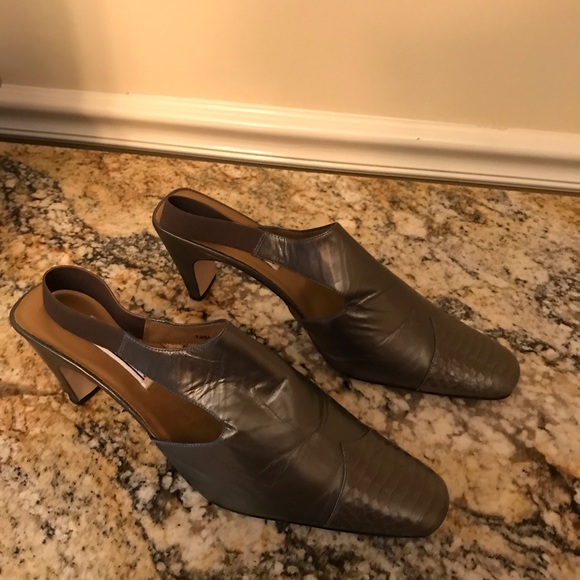 Very nice size 12 heels - Picture 12 of 16